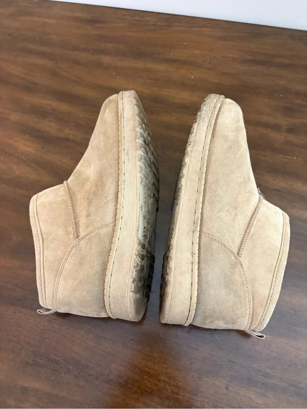 SO Women’s 9.5 Faux Fur Ugg Like Boots Ivory Beige Fall Winter